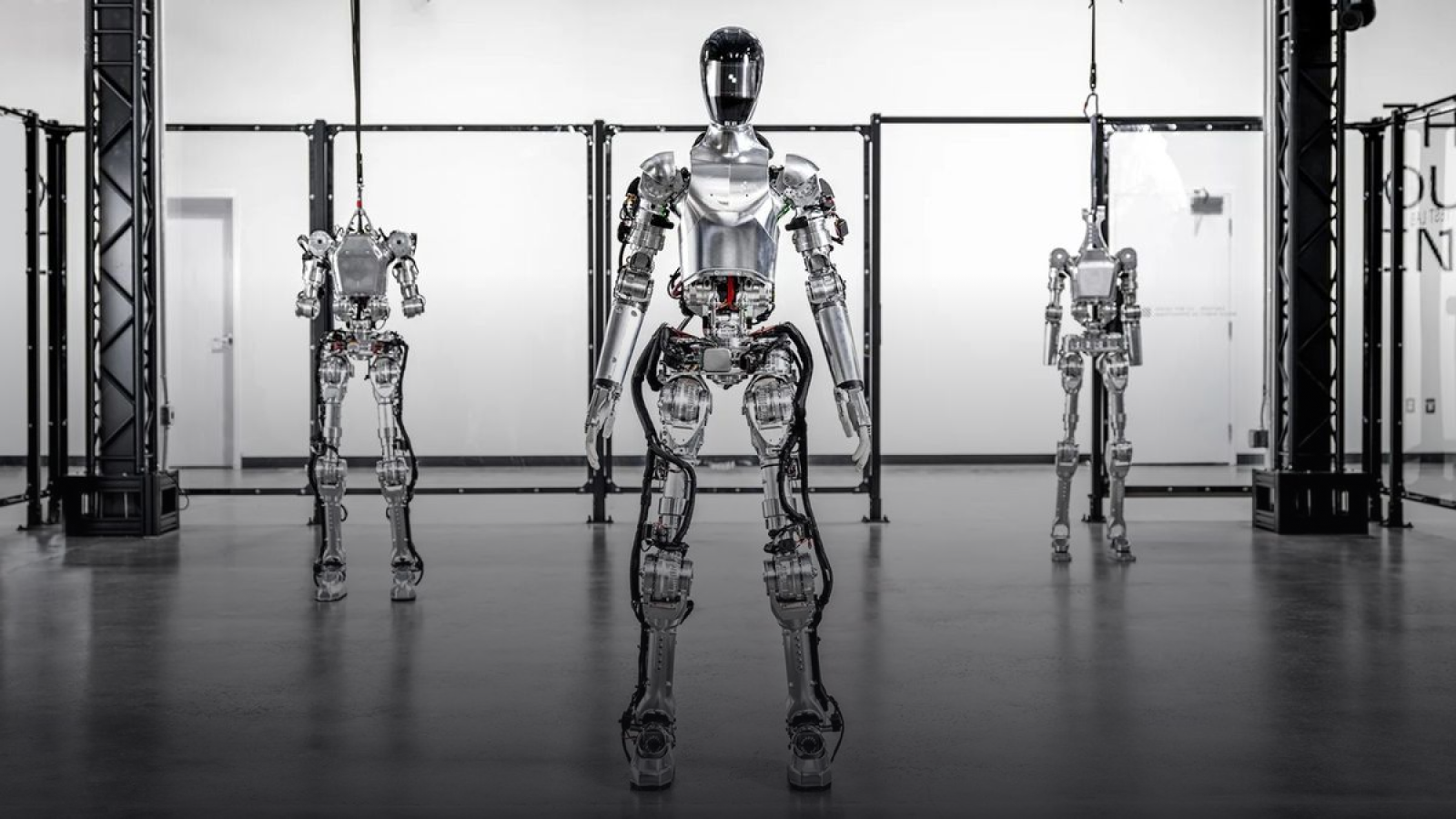 "BMW Unveils Human-Like Robots to Challenge Tesla’s Automation"